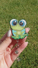 Load and play video in Gallery viewer, Large Eyed Frog Badge Reel
